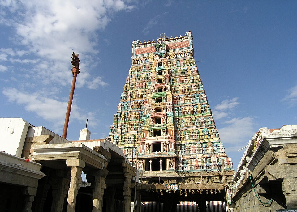 Kola Valvil Ramar Temple, Thiruvelliyangudi